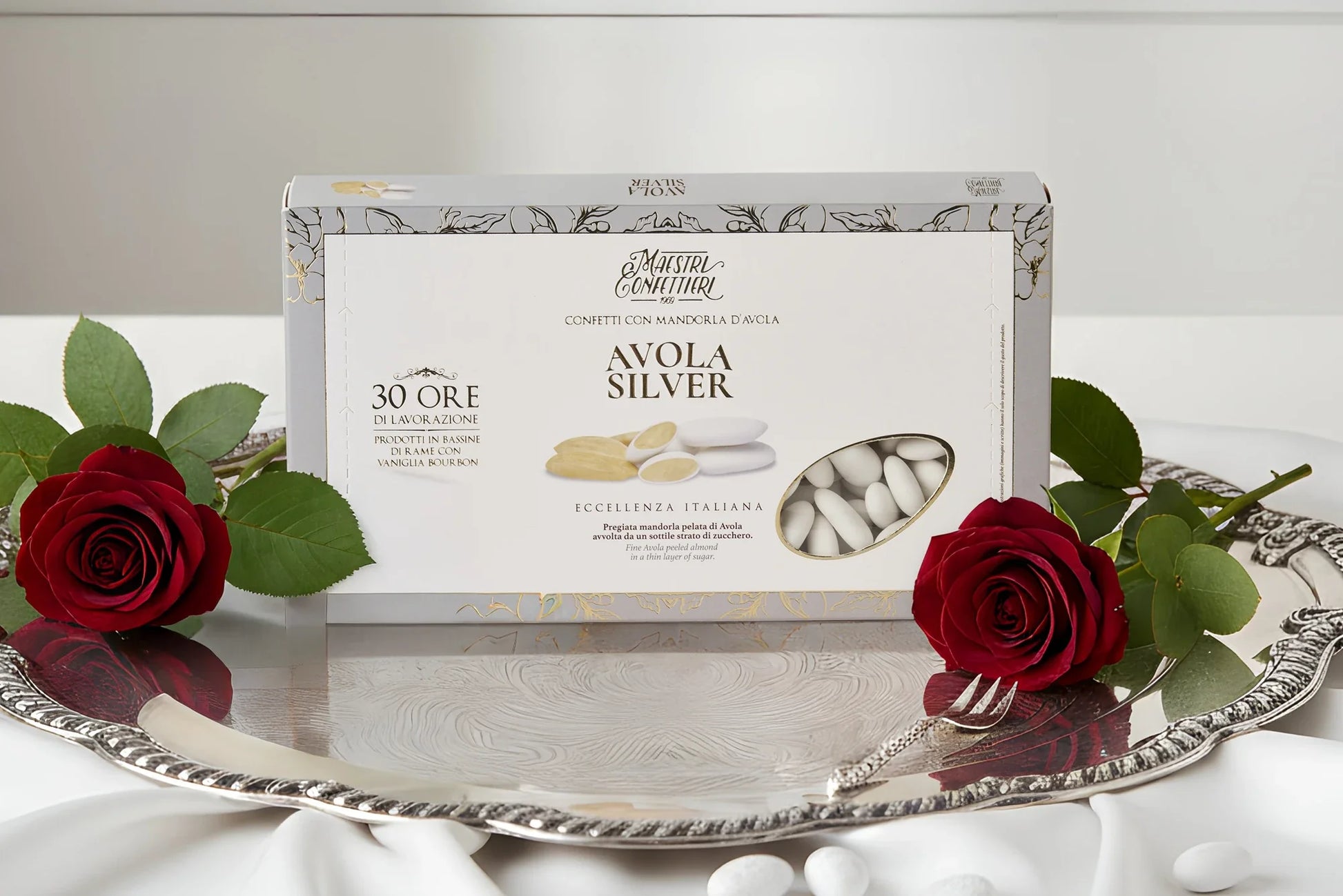 Confetti Avola Silver bianchi alle mandorle per matrimonio elegante (Confezione)
